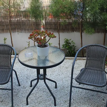 Estia Luxury Maisonette Пафос